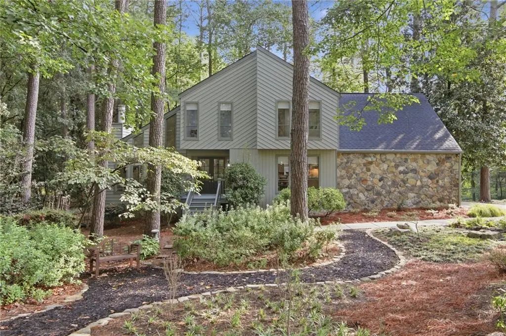2222 Chimney Springs Drive, Marietta