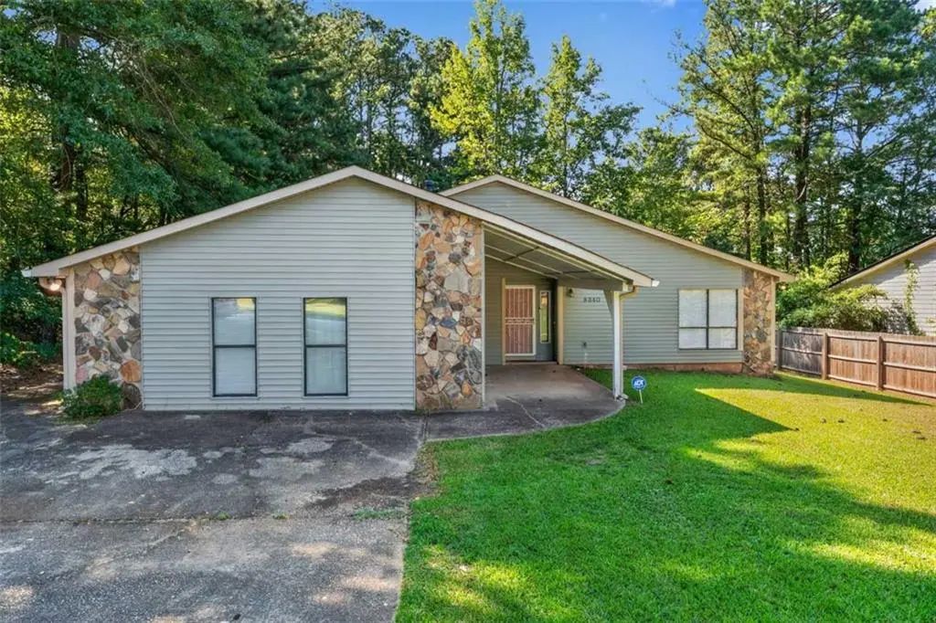 8340 Beechwood Trace, Riverdale