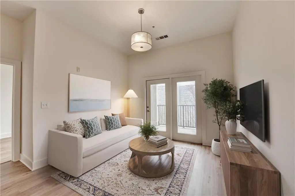 Unit 123 - 799 Hammond Drive, Atlanta
