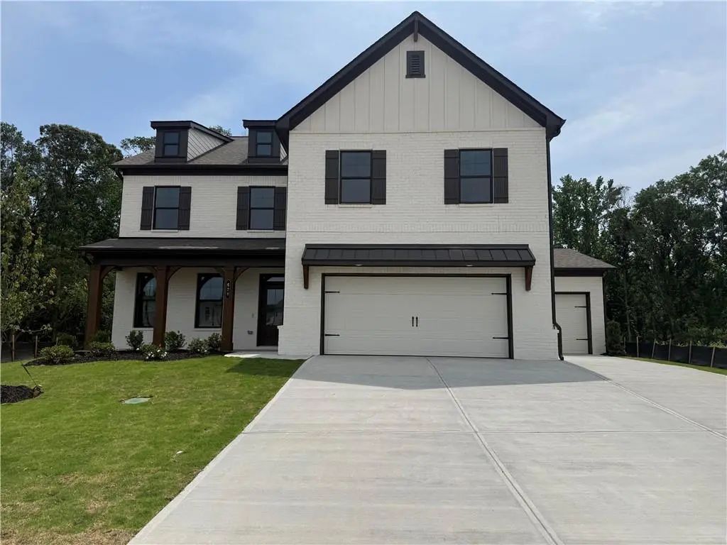 620 Winding Rose Drive, Hoschton
