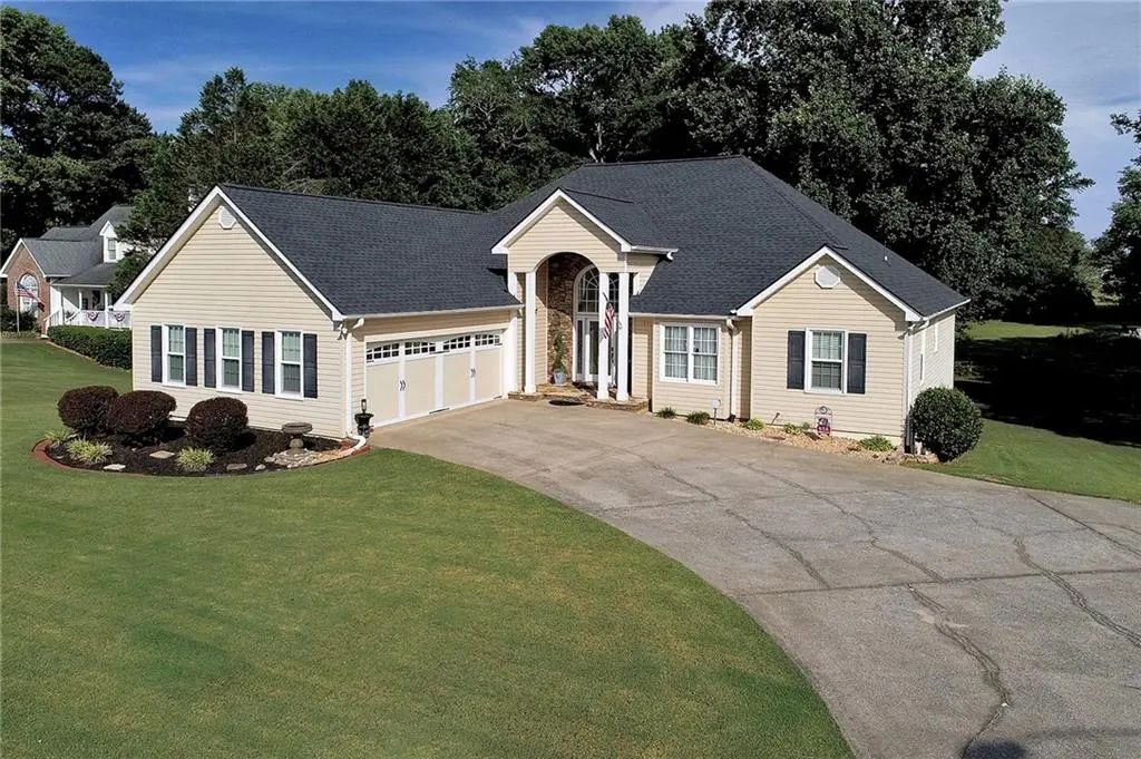 4010 Churchill Downs Drive, Gainesville