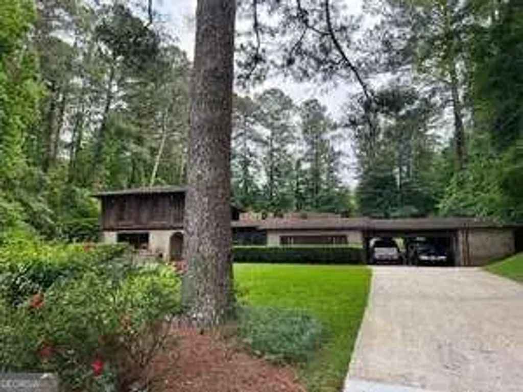 3349 S Bay Drive, Jonesboro