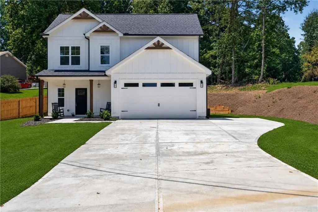 3385 Carlton Road, Cumming
