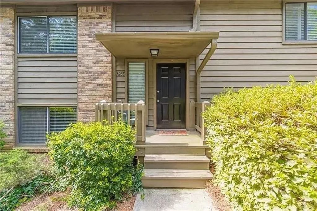 1885 Dyouville Lane, Atlanta