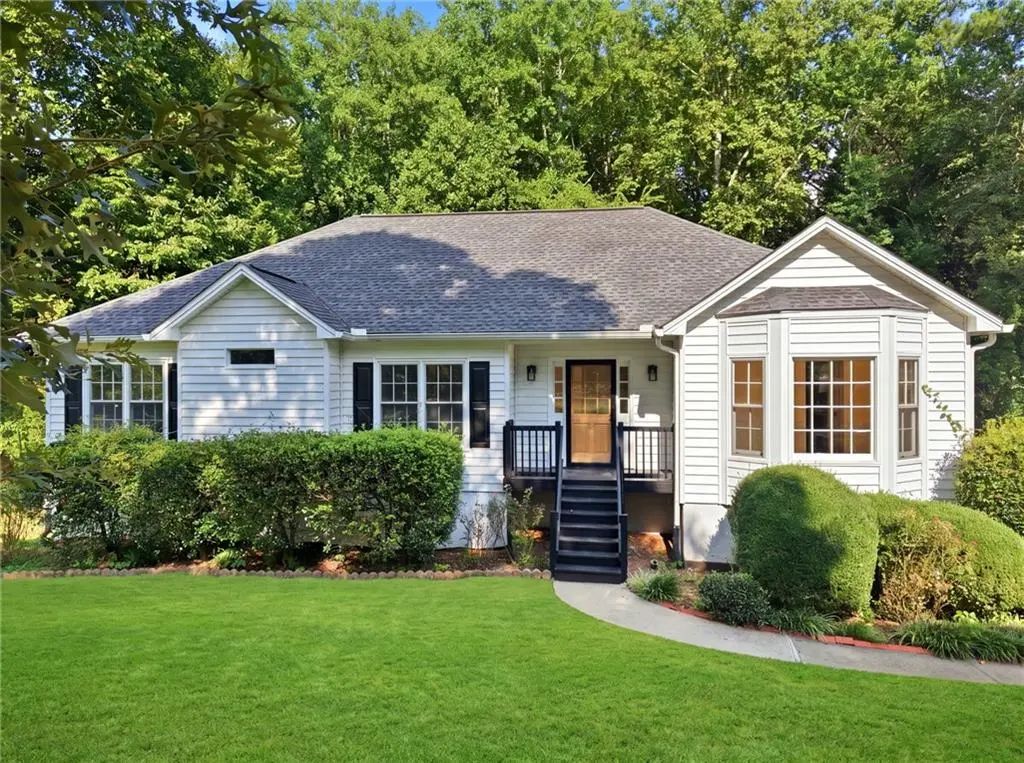 567 Leah Drive, Powder Springs