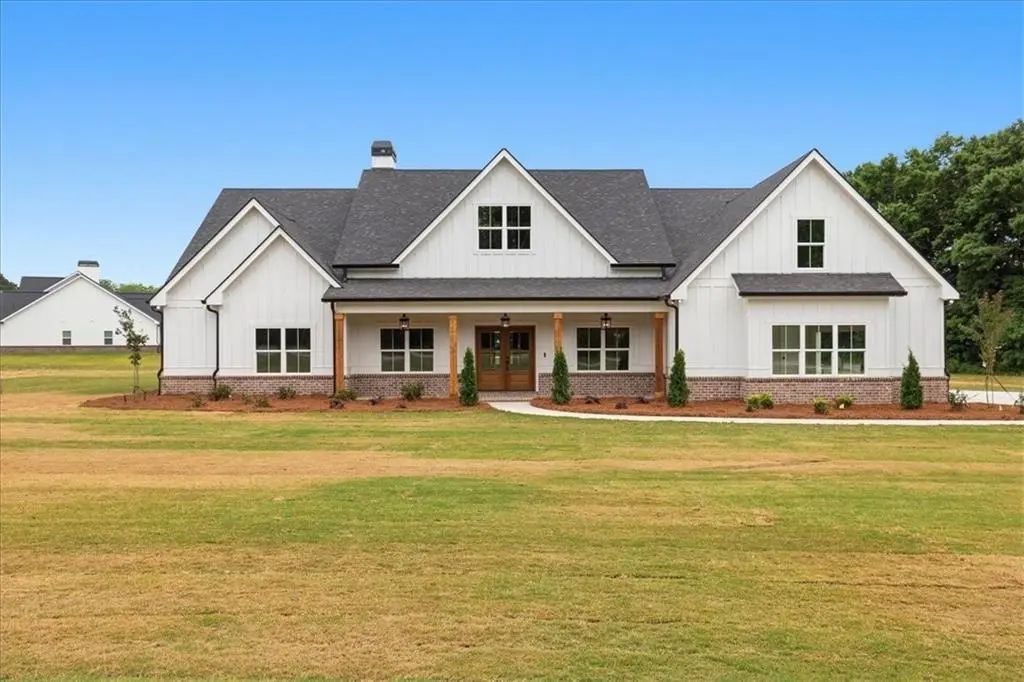 1217 Pleasant Valley Road, Monroe