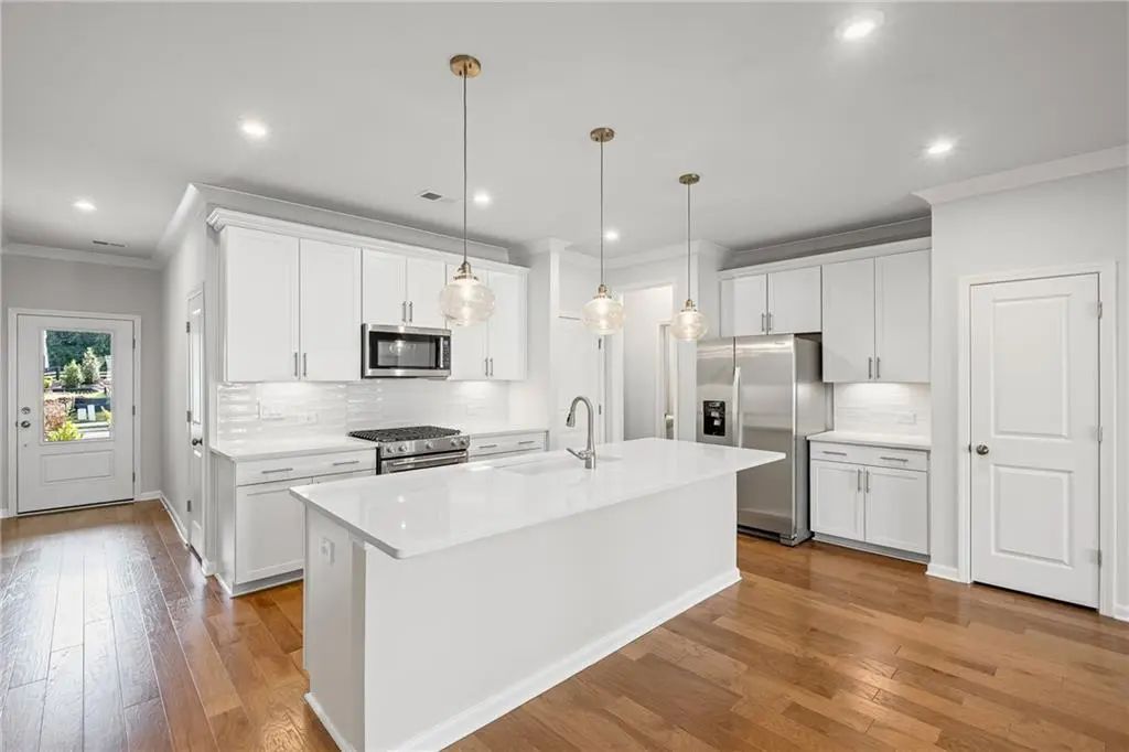 5655 Tillman Way, Powder Springs