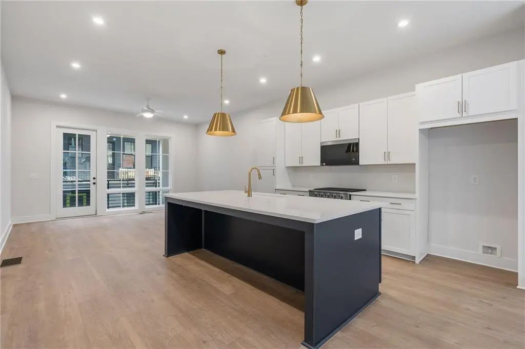 Unit #81 - 922 Hughley Circle, Atlanta
