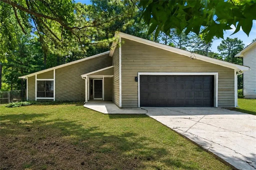 6350 Beethoven Circle, Riverdale