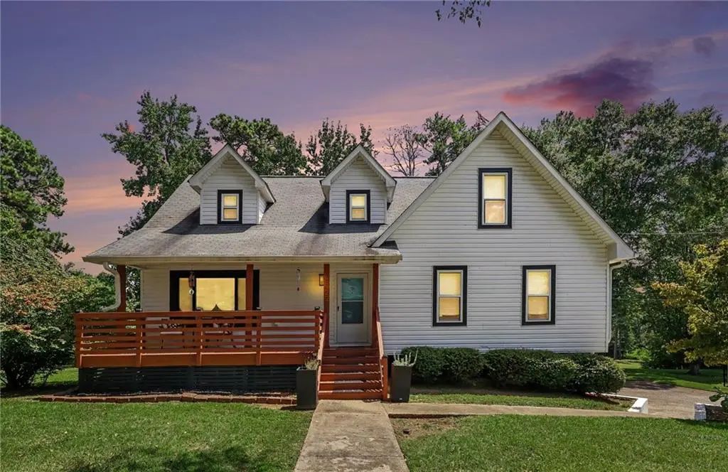 8922 Western Pines Drive, Douglasville