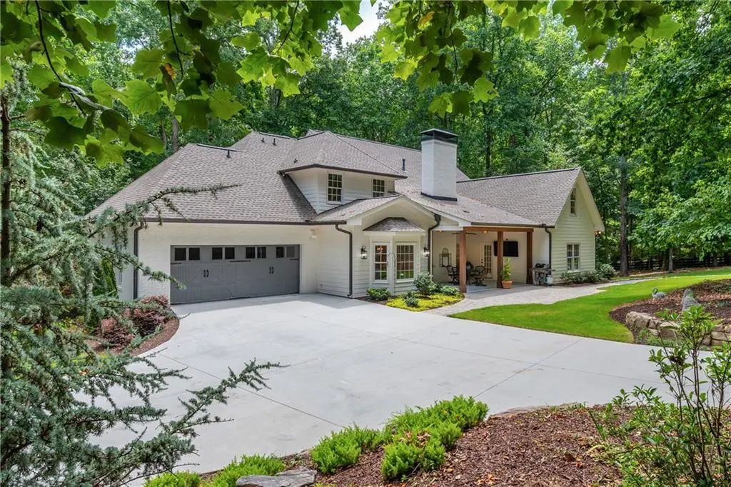 910 Pleasant Hollow Trail, Milton