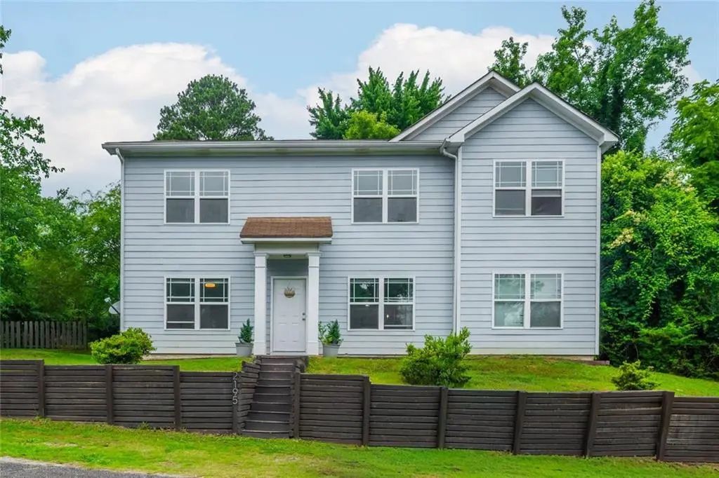 2195 Pinetree Drive, Cumming