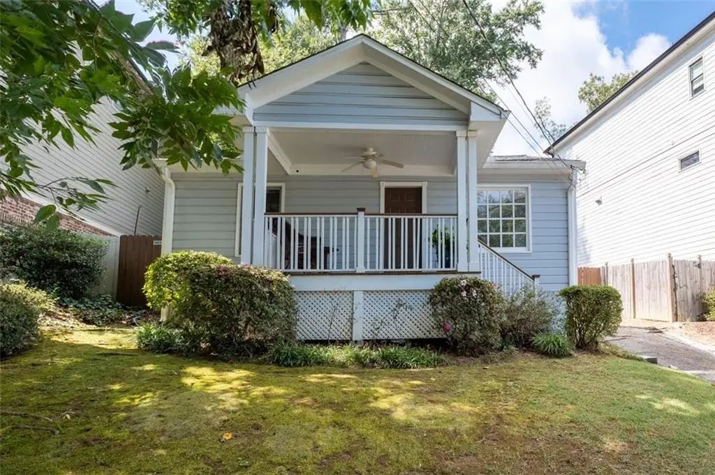 2640 Apple Valley Road Ne, Brookhaven