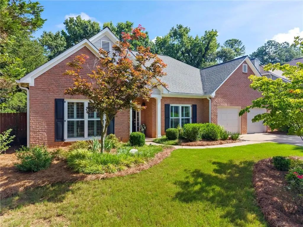 2674 Thornberry Place, Marietta