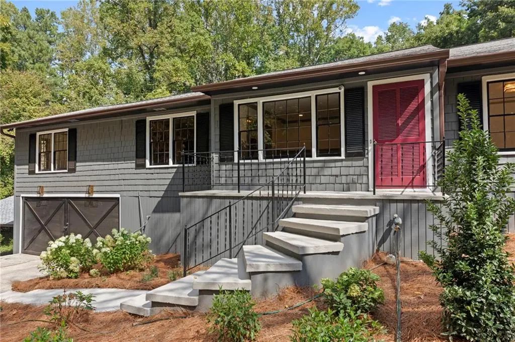 1052 Country Lane Ne, Atlanta