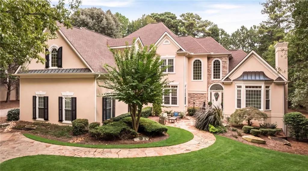 1020 Ven Villa Road, Marietta