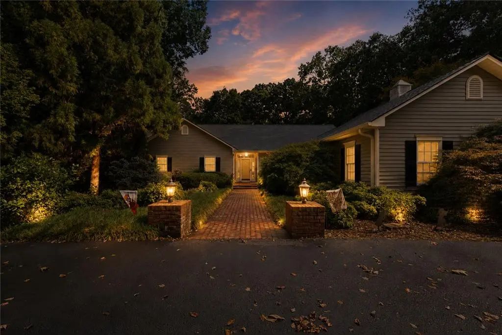 731 Hidden Lakes Trail, Jefferson