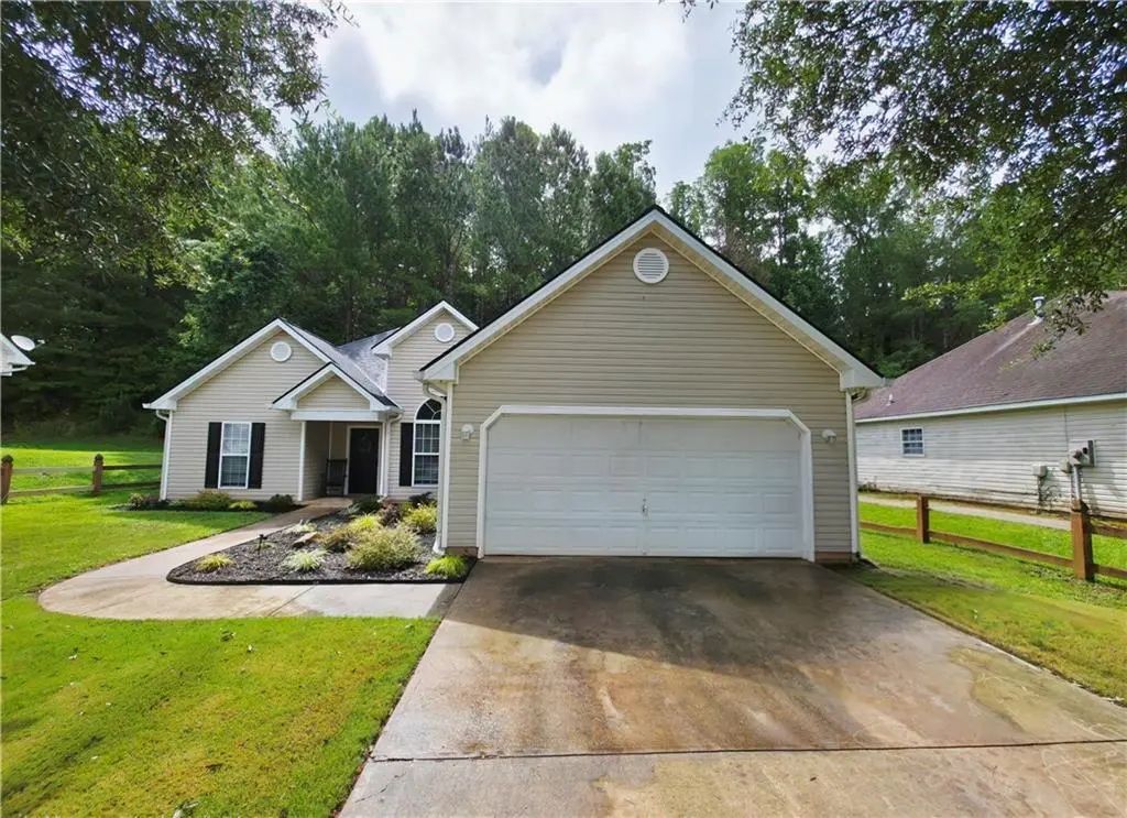 4428 James Wade Drive, Snellville
