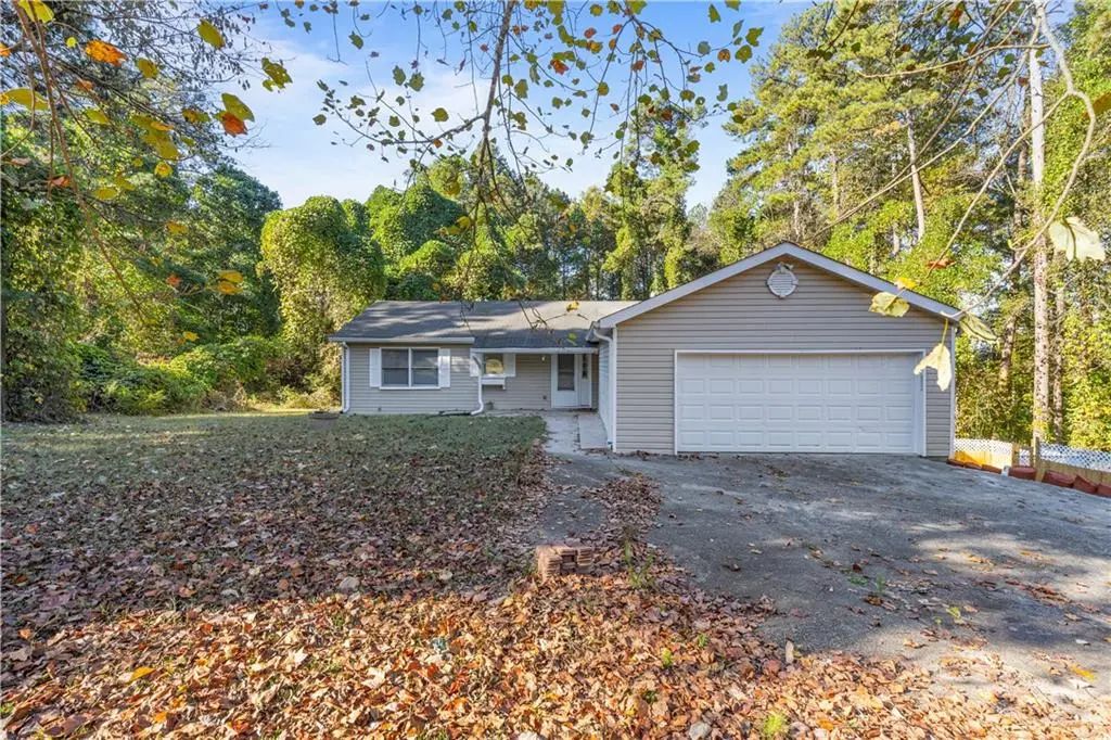 667 Alcovy Forest Drive, Lawrenceville