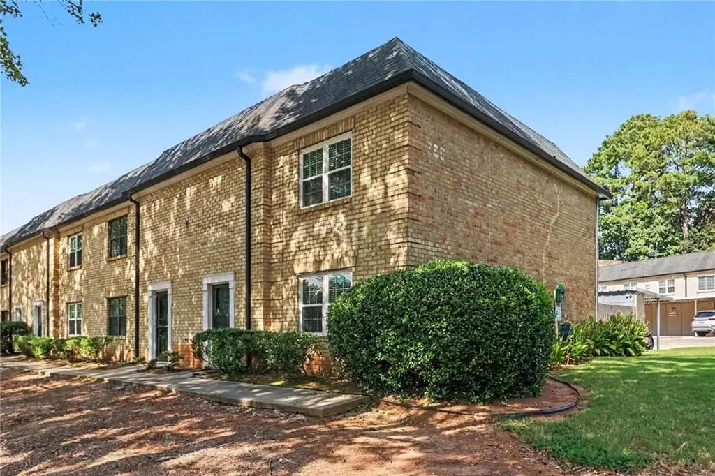 Unit F - 280 Winding River Road, Sandy Springs