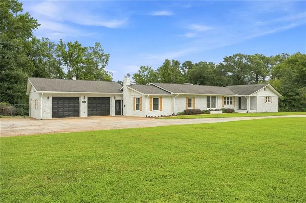 2716 S 16 Highway, Carrollton
