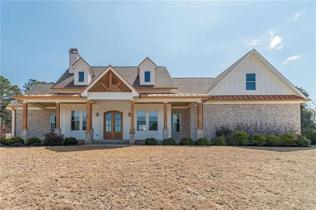 1009 Easy Street, Winder
