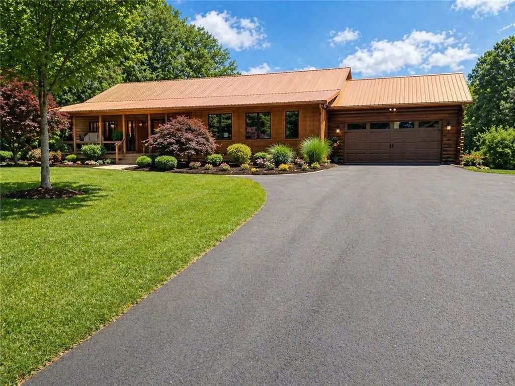 9657 Kelly Bridge Road, Dawsonville