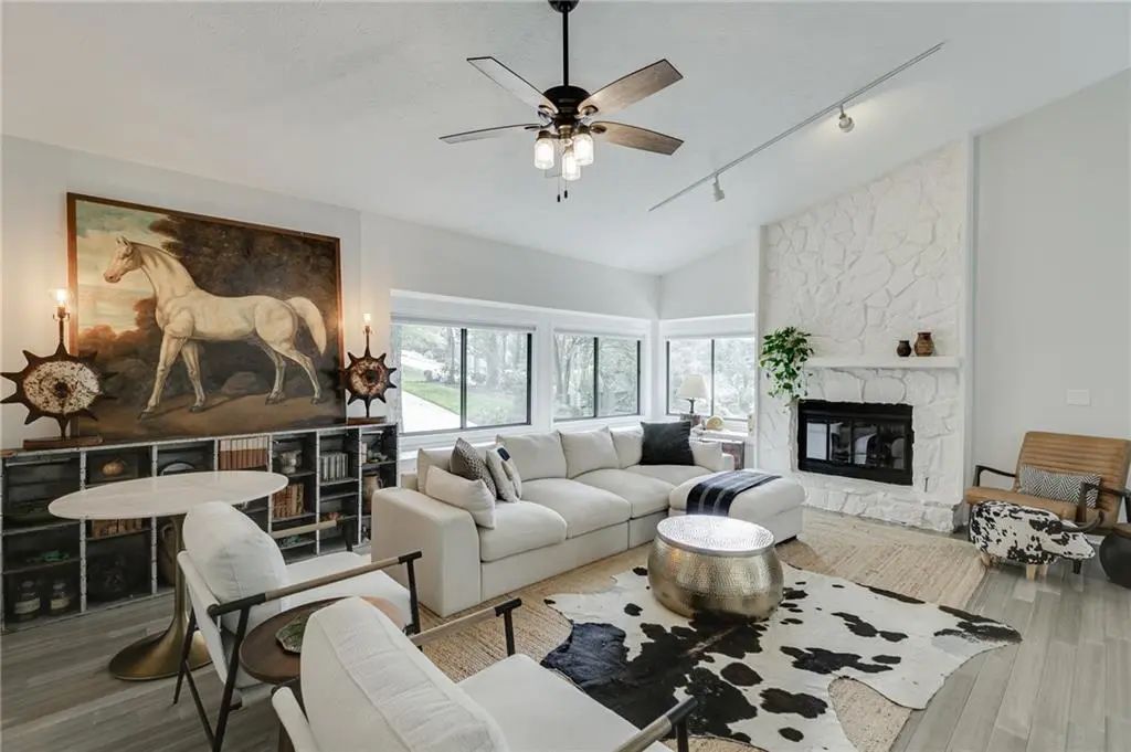 3811 Old Bridge Way, Duluth