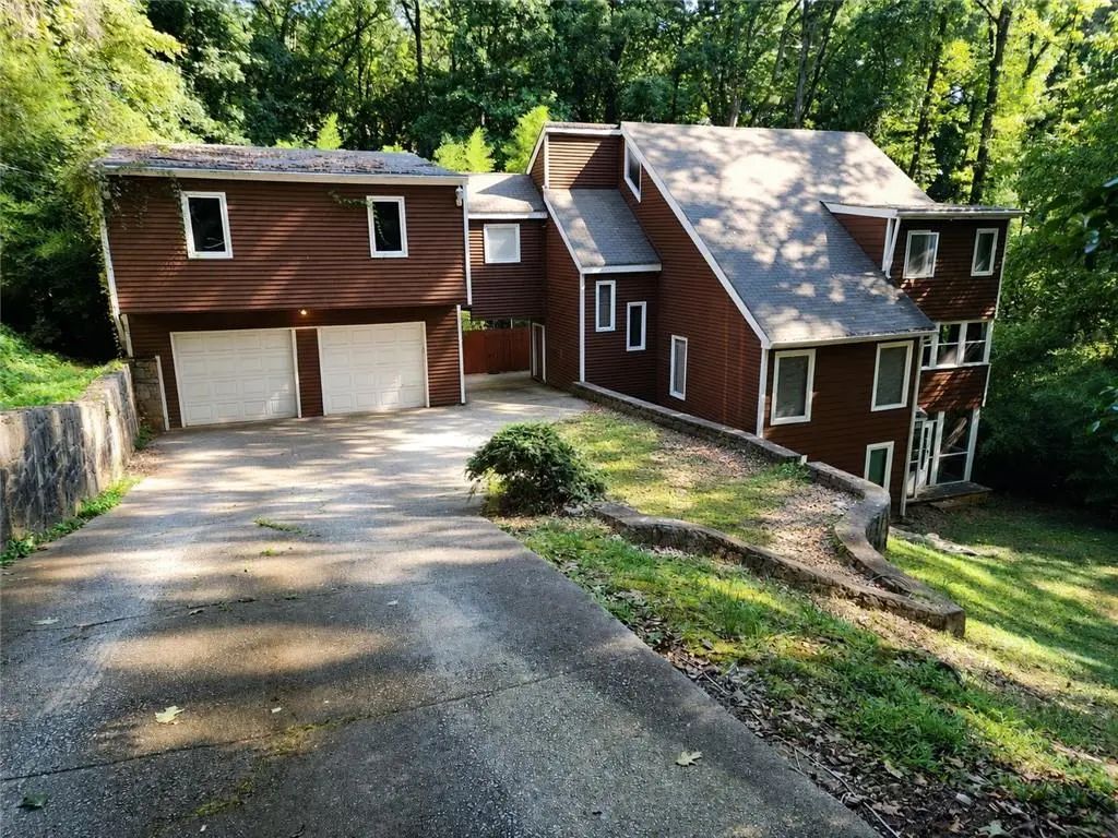 258 Kenilworth Circle, Stone Mountain