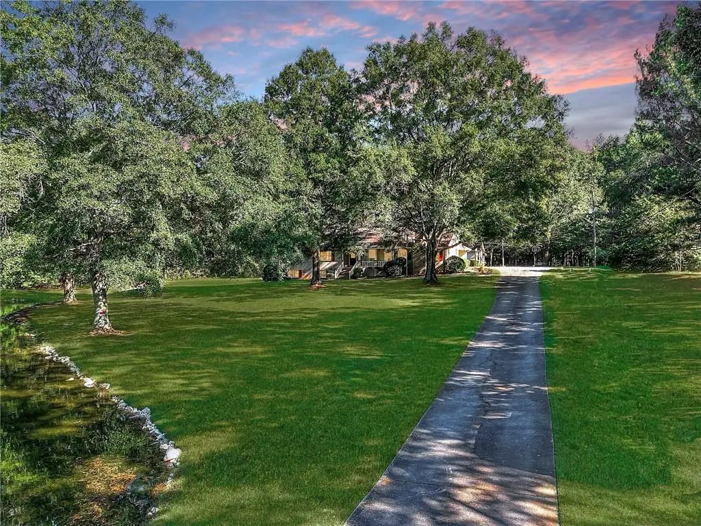 3520 Tom Brewer Road, Loganville