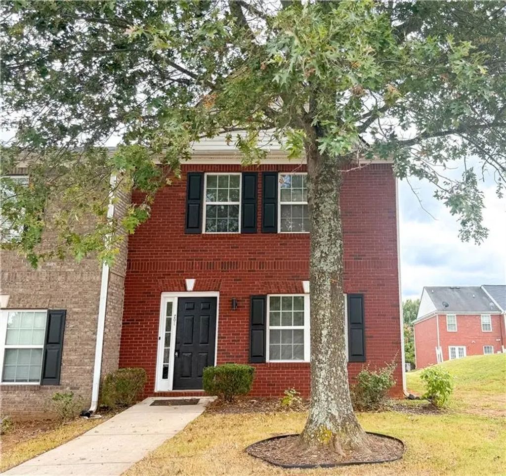Unit 201 - 7712 Autry Circle, Douglasville