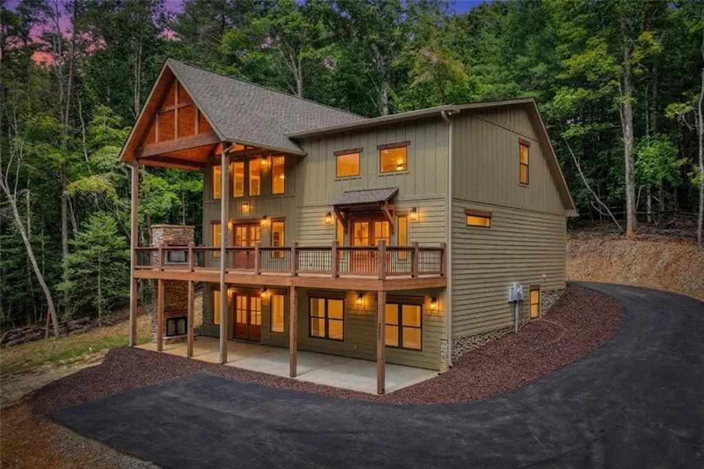 200 W Goldmine Road, Ellijay