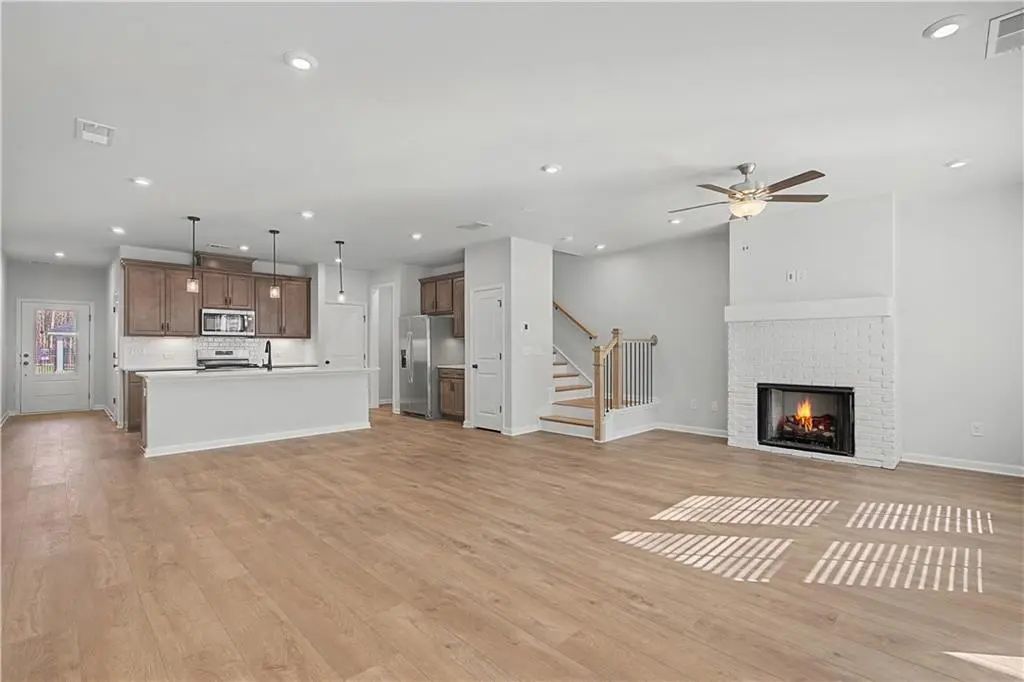 5665 Tillman Way, Powder Springs