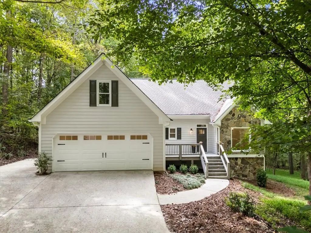 3355 Hopewell Chase Drive, Alpharetta