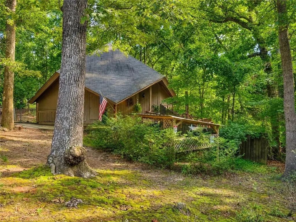 3215 The Trail Road, Gainesville