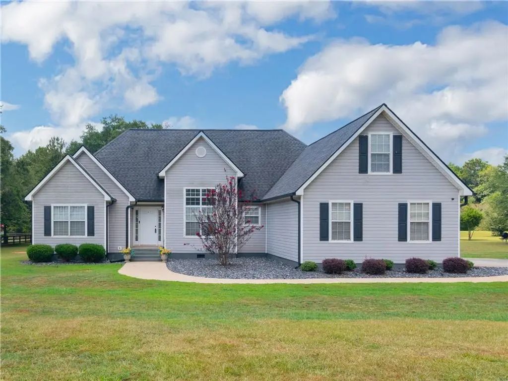 420 Colvin Drive, Locust Grove