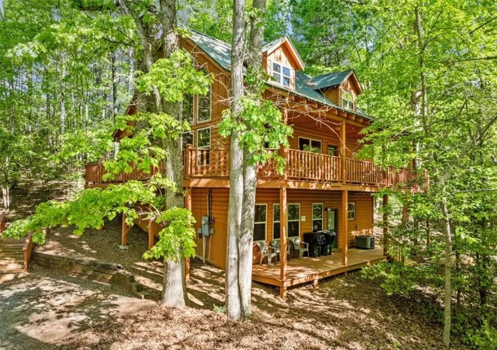 2239 Dean Mountain Road, Cleveland