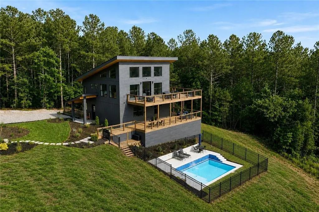 6333 Big Ridge Road, Talking Rock