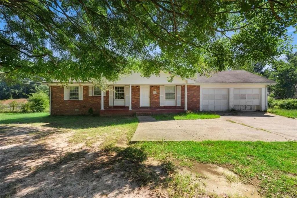 4911 Flint Hill Road, Austell
