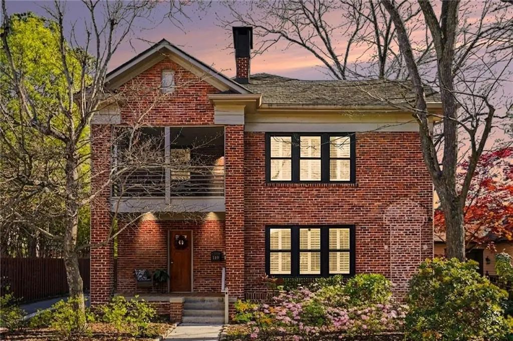 119 E Maple Street, Decatur