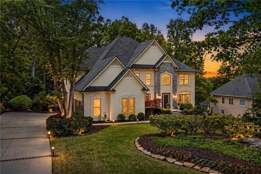 630 Danas Ridge Drive, Roswell
