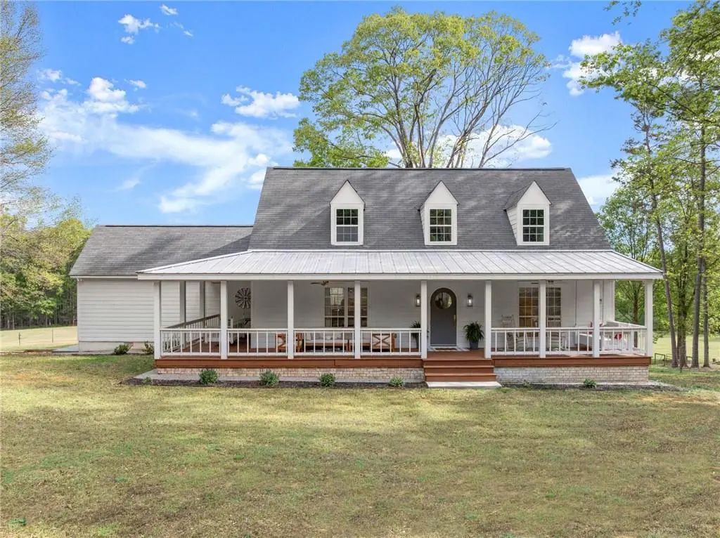 1407 Dixon Bridge Road, Maysville