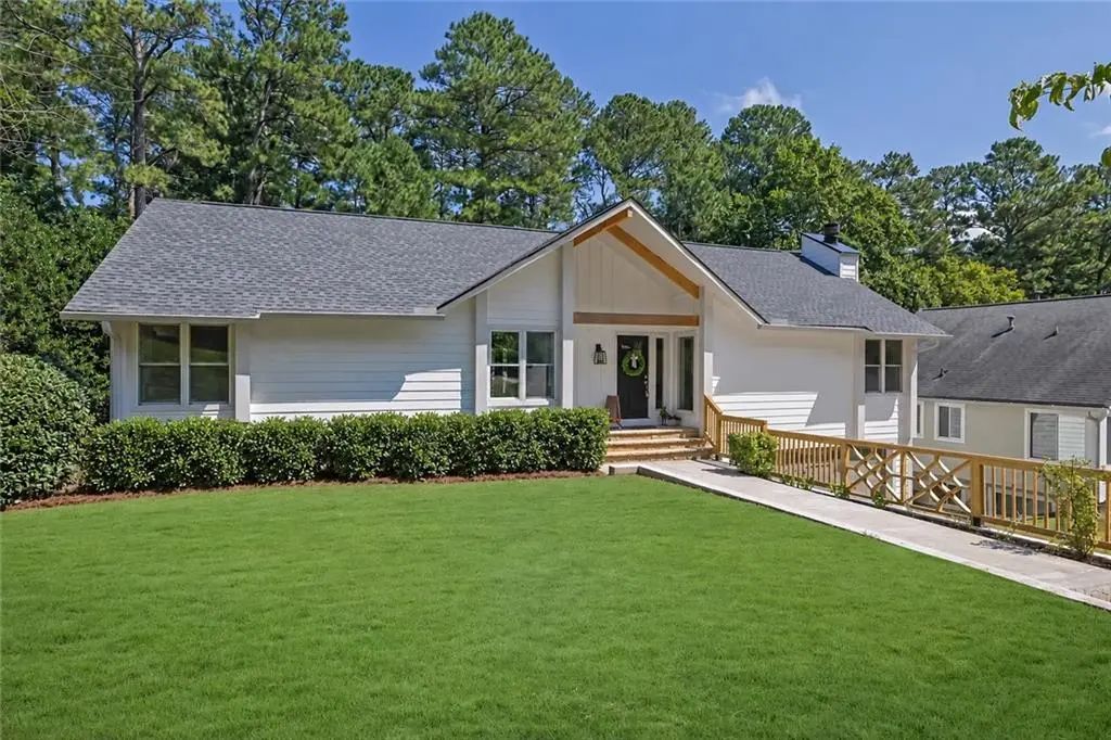 870 Muirfield Trace, Marietta