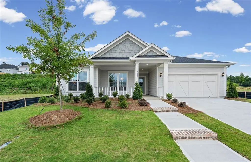 7132 Maple Brook Lane, Flowery Branch