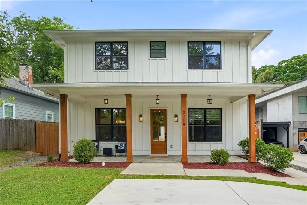 2114 Memorial Drive Se, Atlanta