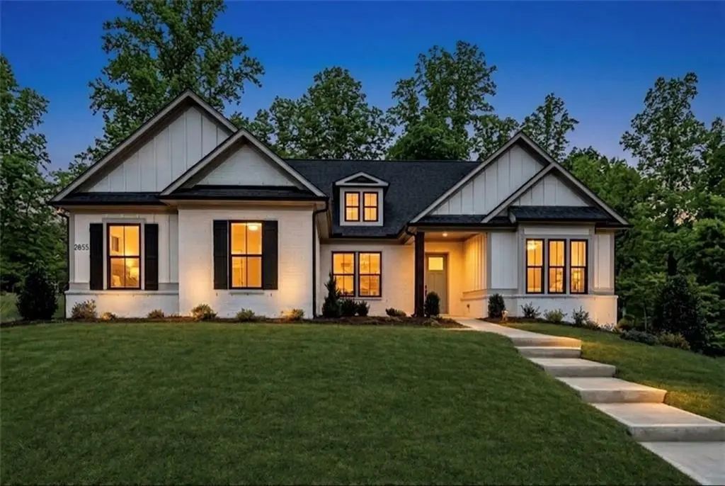 2855 Medford Drive, Cumming