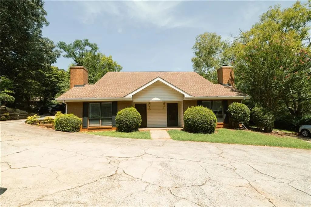 1256 Minhinette Drive, Roswell