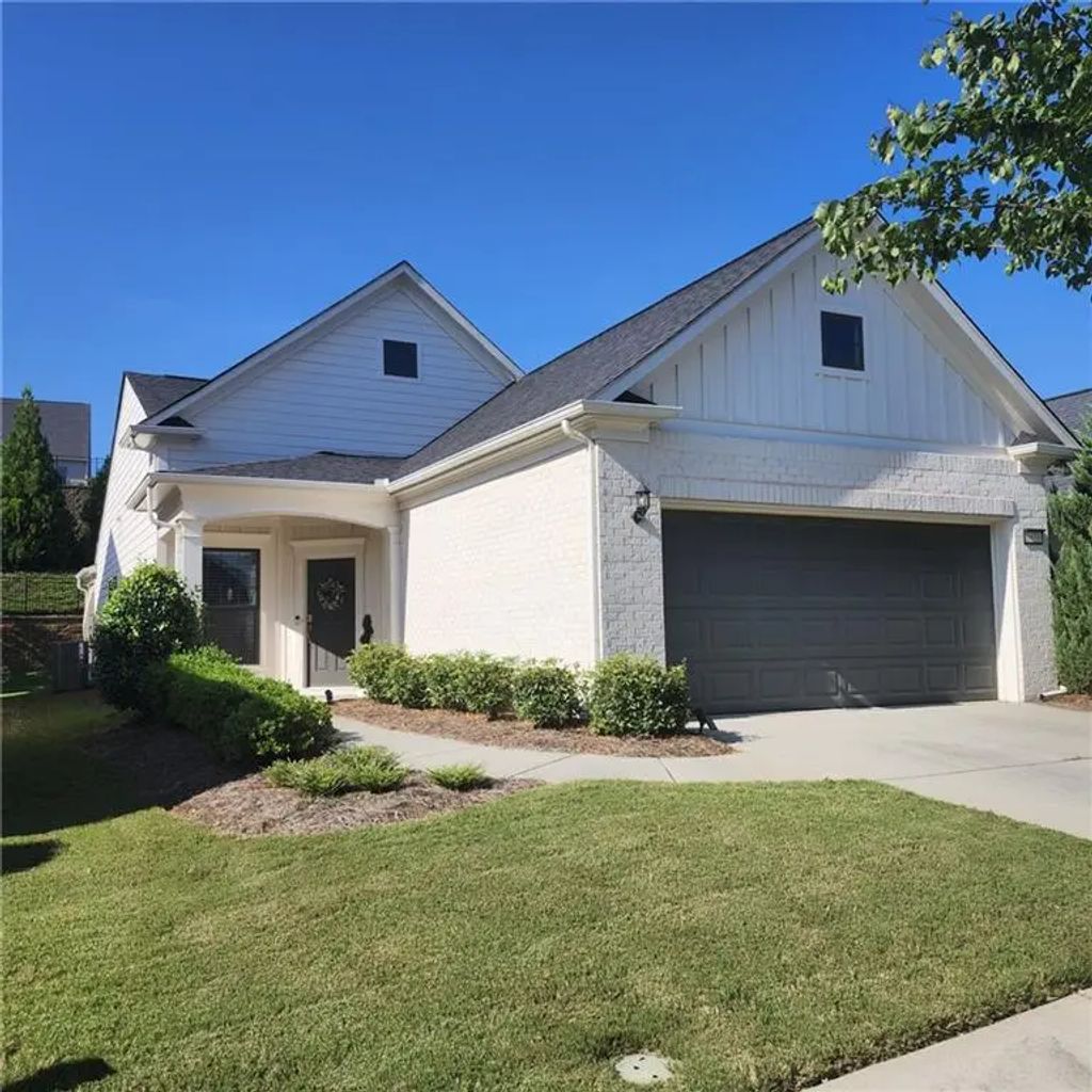 5639 Maple Bluff Way, Hoschton