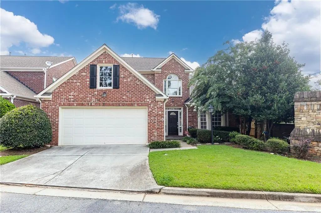 4169 Regency Court, Brookhaven
