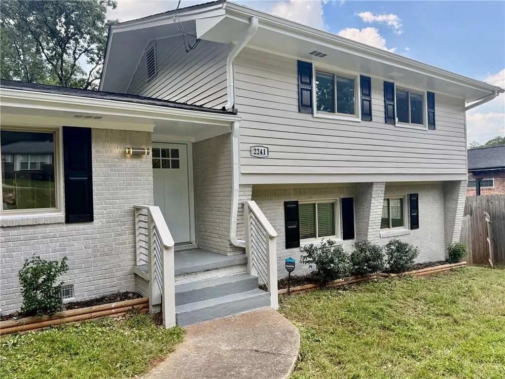 2241 Colleen Court, Decatur